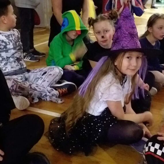 received_1102469891149773